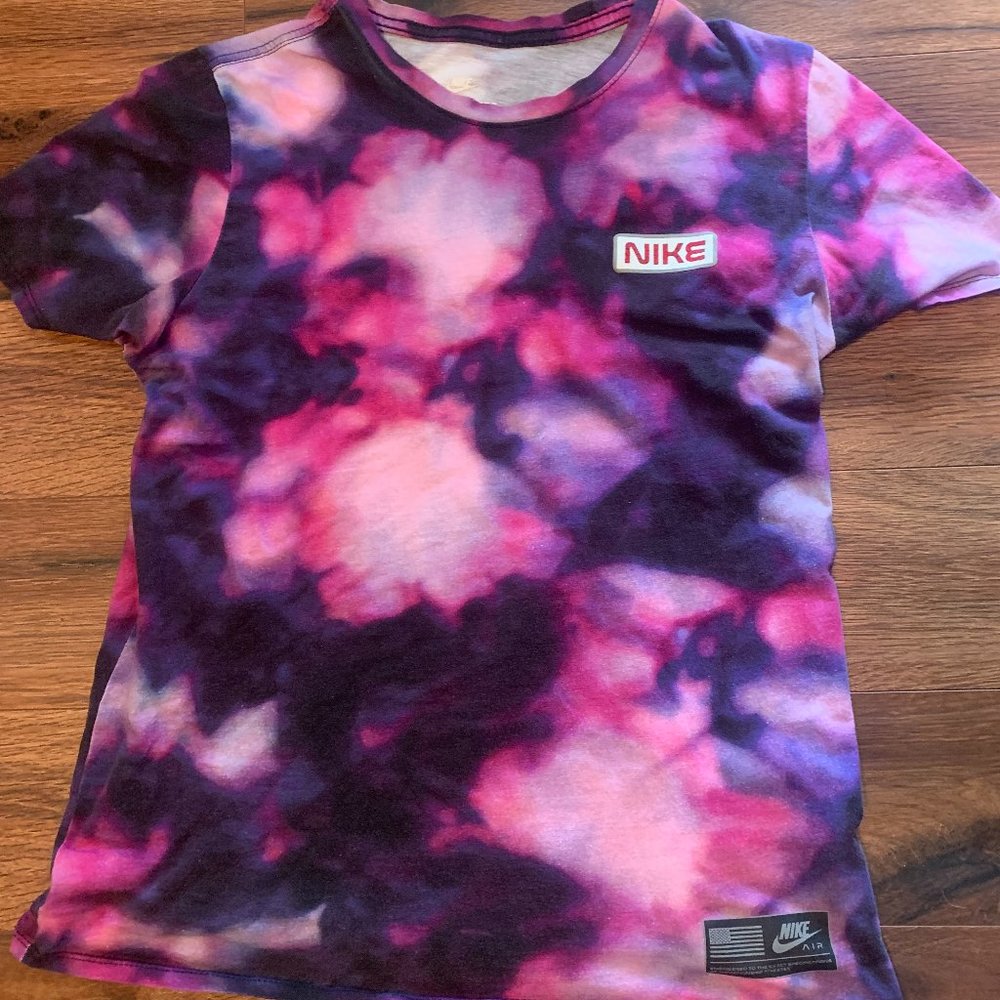 NIKE men’s Stargazer short sleeve tee S